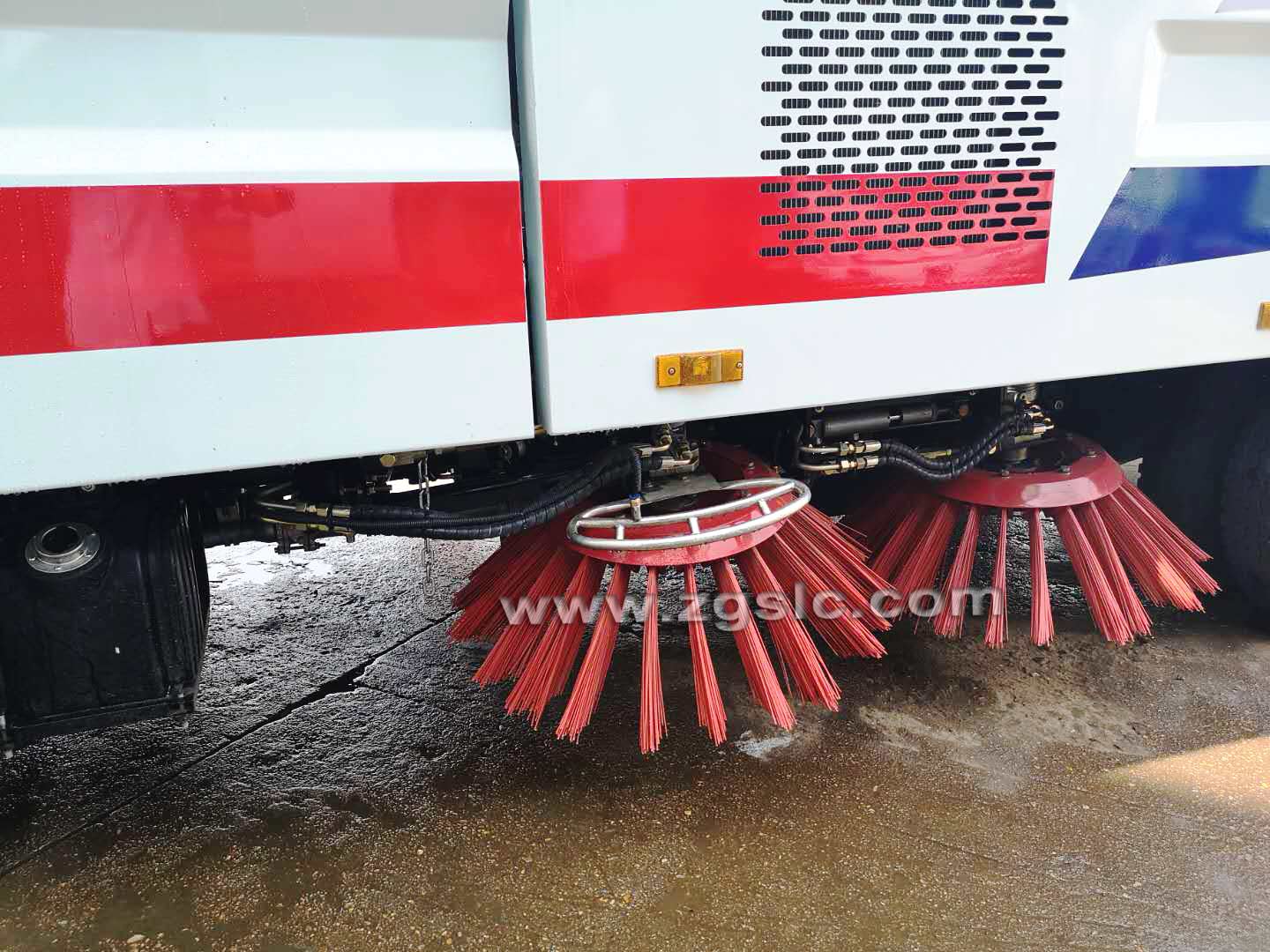 東風大多利卡掃路車（國五）