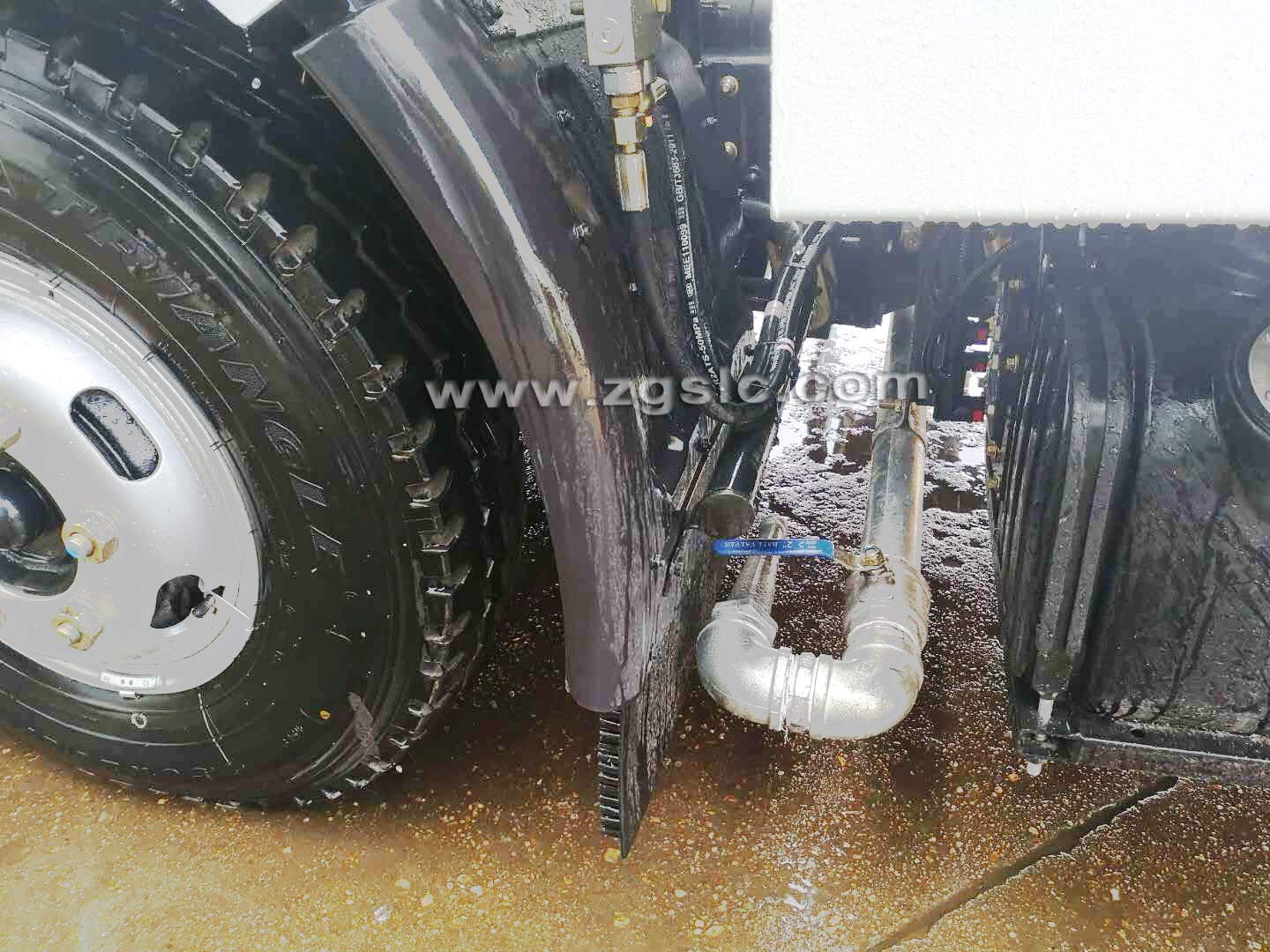 東風大多利卡掃路車（國五）