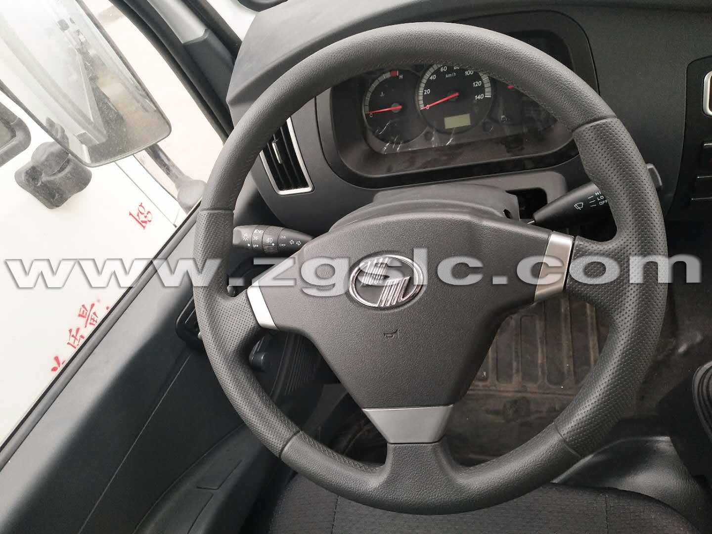 躍進小福星(柴油版)單排冷藏車