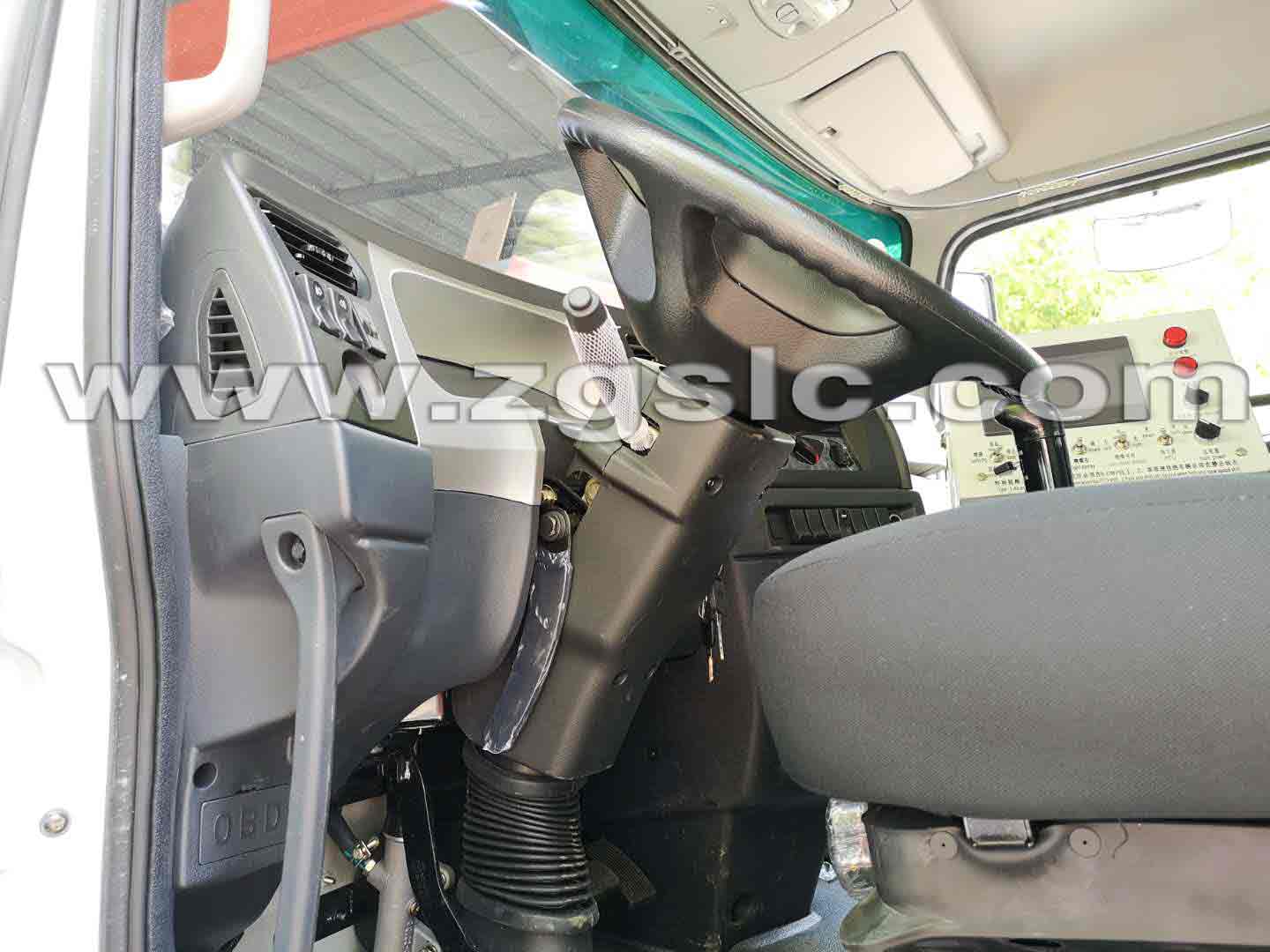 陜汽軒德瀝青灑布車(chē)(國(guó)五)