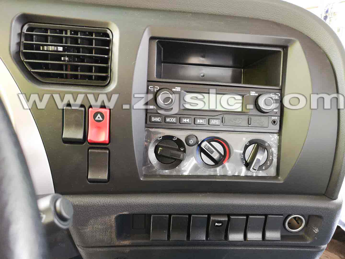 陜汽軒德瀝青灑布車(chē)(國(guó)五)