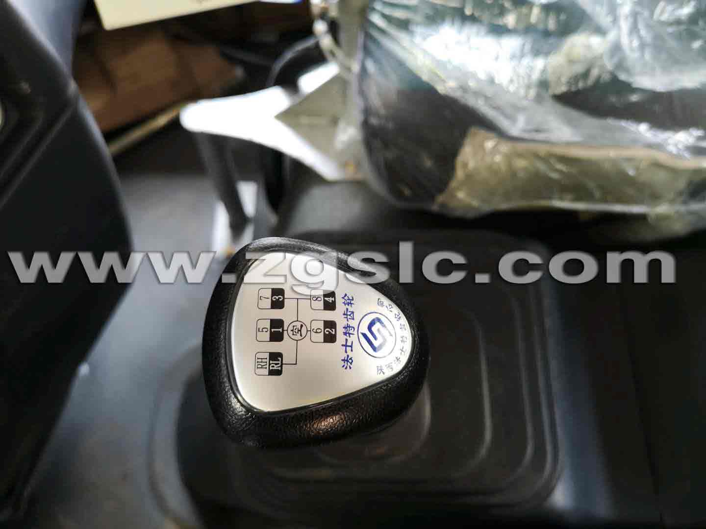 陜汽軒德瀝青灑布車(chē)(國(guó)五)