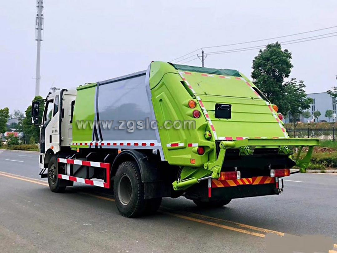 解放壓縮垃圾車跟東風壓縮垃圾車,哪個好