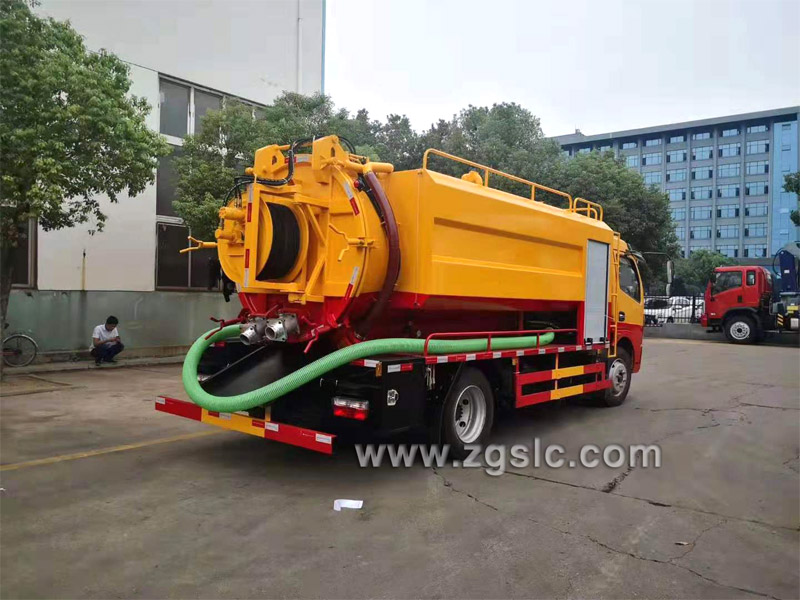 程力集團東風(fēng)大多利卡清洗吸污車_吸污車廠家直銷