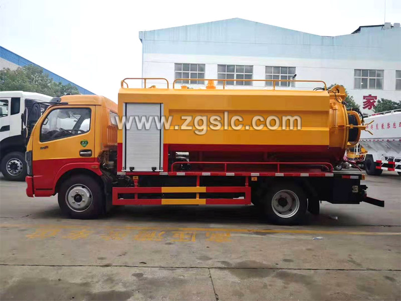 程力集團東風(fēng)大多利卡清洗吸污車_吸污車價格