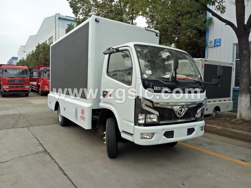 程力集團LED廣告車發(fā)電機操作注意事項
